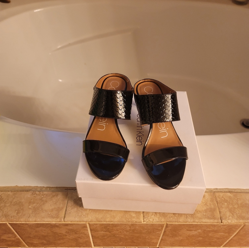 Calvin Kline Sandals,  Black, 7.5M